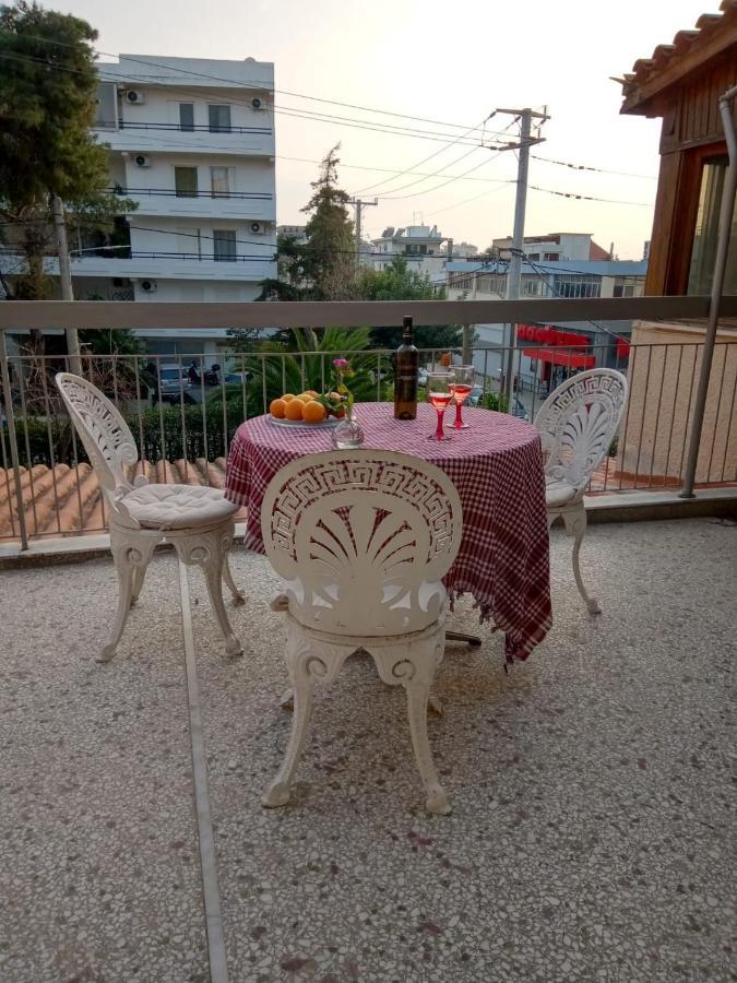 Sunny Apartment Northern Атина Екстериор снимка