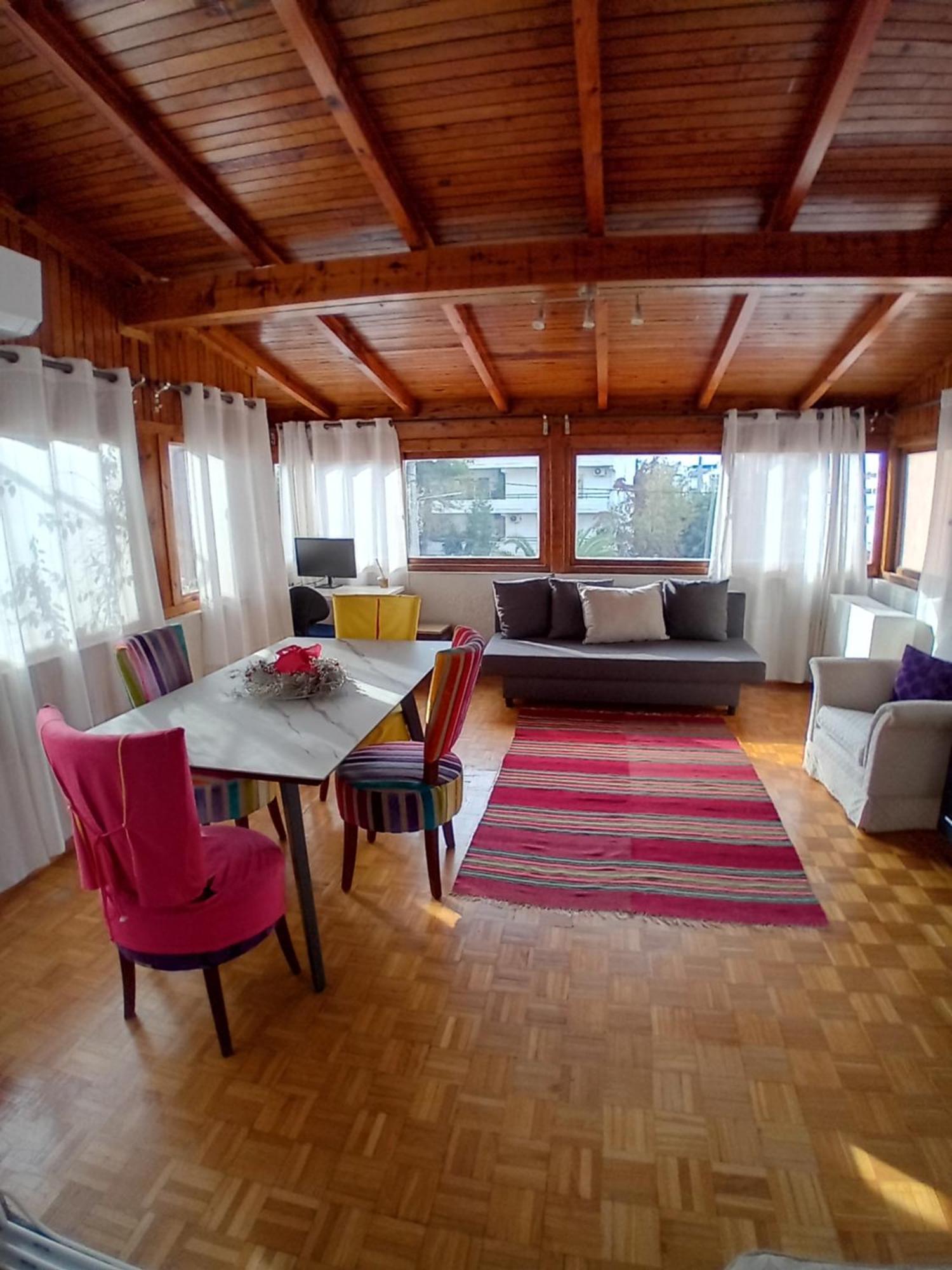 Sunny Apartment Northern Атина Екстериор снимка