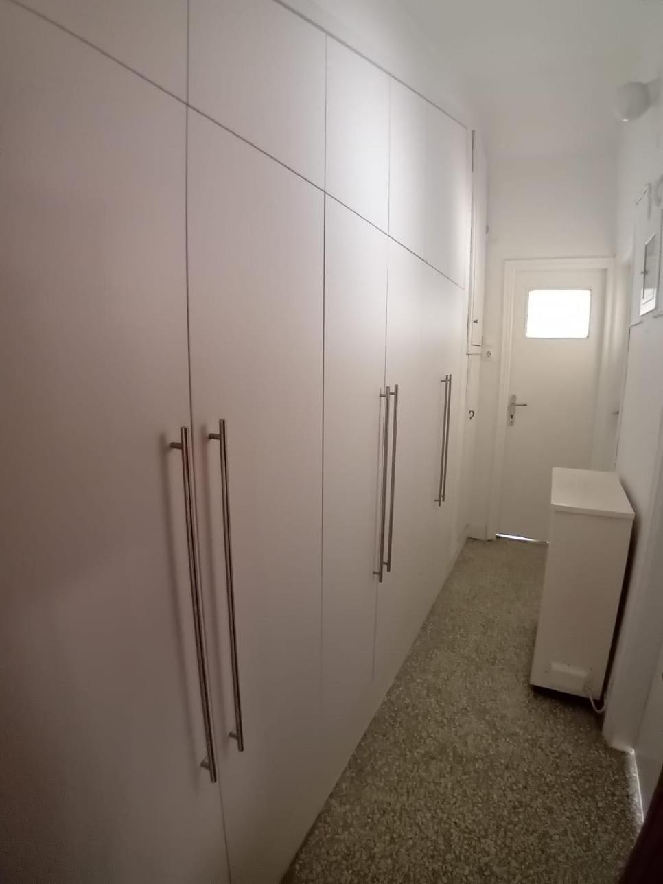Sunny Apartment Northern Атина Екстериор снимка